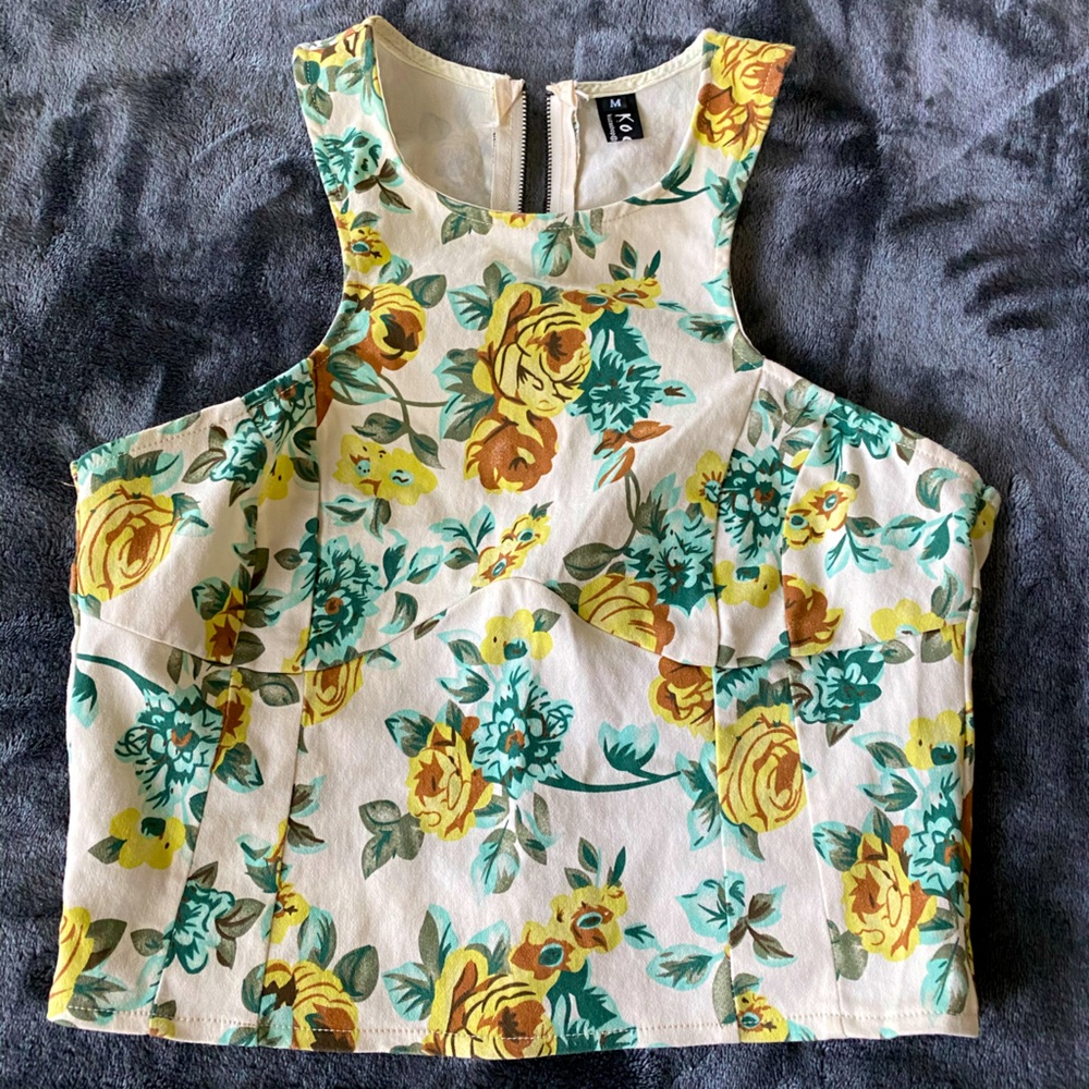 Crop top
